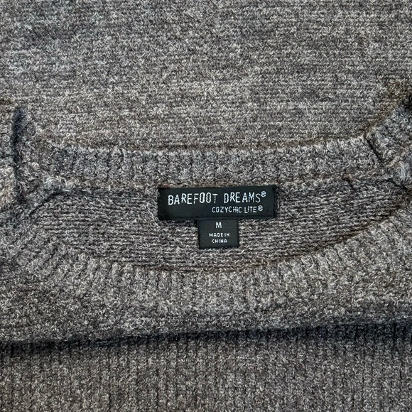 Barefoot Dreams | Cozychic Lite Pullover, Carbon Pewter (Tan/Gray), Size Medium - Picture 4 of 15